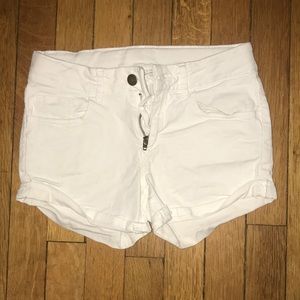 White denim stretchy shorts